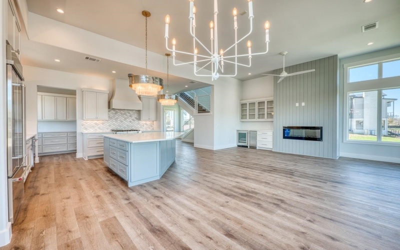 320 Lake Street, Kingsland, TX 78639, 5 Habitaciones Habitaciones , ,5 BañosBaños,Residential,En Venta,320 Lake Street,0,176968