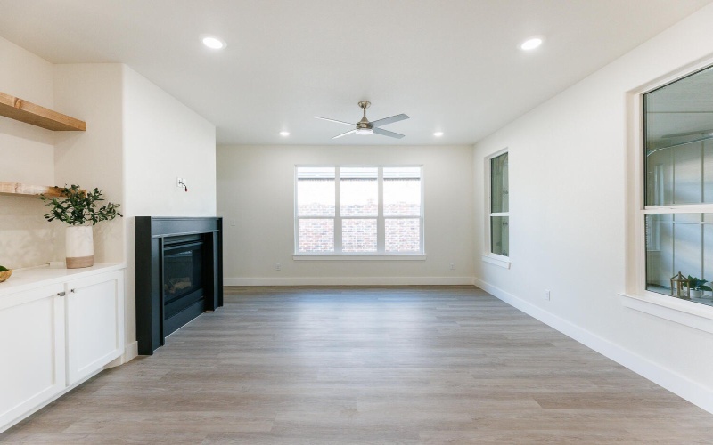 3819 58th Street, Lubbock, TX 79413, 3 Bedrooms Bedrooms, ,2 BathroomsBathrooms,Residential,For Sale,3819 58th Street,0,202603338