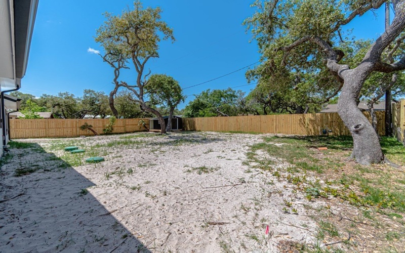 47 Mockingbird Ln, ROCKPORT, TX 78382, 5 Bedrooms Bedrooms, ,5 BathroomsBathrooms,Residential,For Sale,47 Mockingbird Ln,0,150336