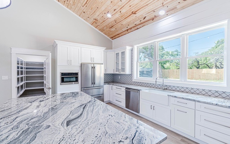 47 Mockingbird Ln, ROCKPORT, TX 78382, 5 Bedrooms Bedrooms, ,5 BathroomsBathrooms,Residential,For Sale,47 Mockingbird Ln,0,150336