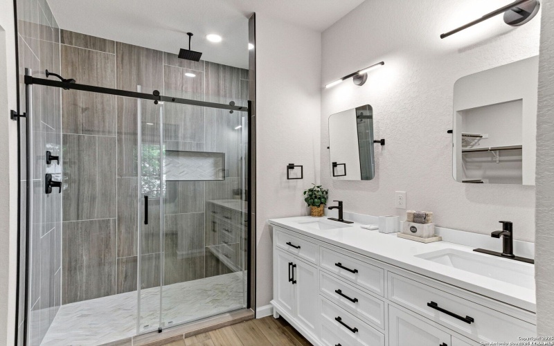 10032 Tammie Hill, Converse, TX 78109, 3 Habitaciones Habitaciones , ,2 BañosBaños,Residential,En Venta,10032 Tammie Hill,0,1945117