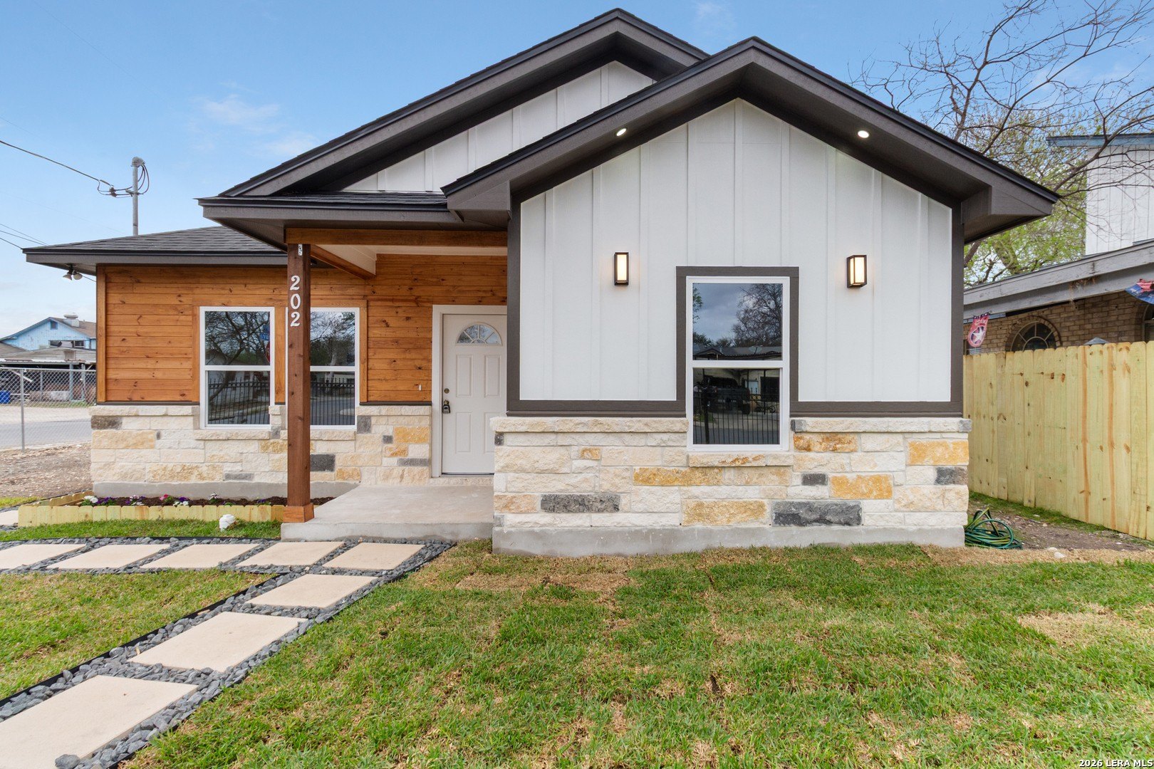 202 Segura, San Antonio, TX 78237, 3 Habitaciones Habitaciones , ,2 BañosBaños,Residential,En Venta,202 Segura,0,1945538