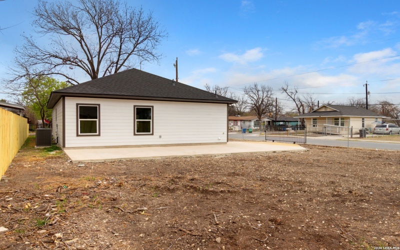 202 Segura, San Antonio, TX 78237, 3 Habitaciones Habitaciones , ,2 BañosBaños,Residential,En Venta,202 Segura,0,1945538