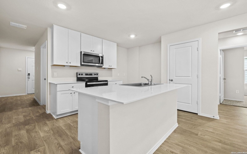 718 Jennifer Way, New Braunfels, TX 78130, 3 Habitaciones Habitaciones , ,2 BañosBaños,Residential,En Venta,718 Jennifer Way,0,1948404