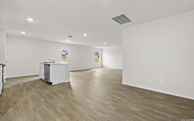 742 Jennifer Way, New Braunfels, TX 78130, 4 Habitaciones Habitaciones , ,2 BañosBaños,Residential,En Venta,742 Jennifer Way,0,1948407