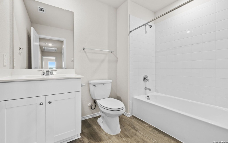 742 Jennifer Way, New Braunfels, TX 78130, 4 Habitaciones Habitaciones , ,2 BañosBaños,Residential,En Venta,742 Jennifer Way,0,1948407