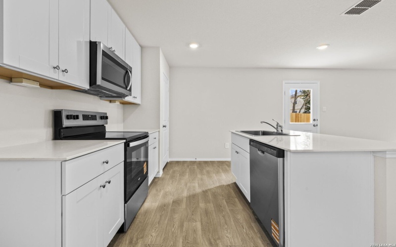 742 Jennifer Way, New Braunfels, TX 78130, 4 Habitaciones Habitaciones , ,2 BañosBaños,Residential,En Venta,742 Jennifer Way,0,1948407