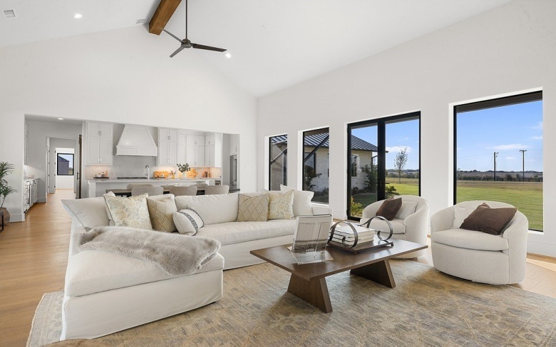 4961 Hartfield Road, Round Top, TX 78954, 4 Habitaciones Habitaciones , ,5 BañosBaños,Granja,En Venta,4961 Hartfield Road,0,155406