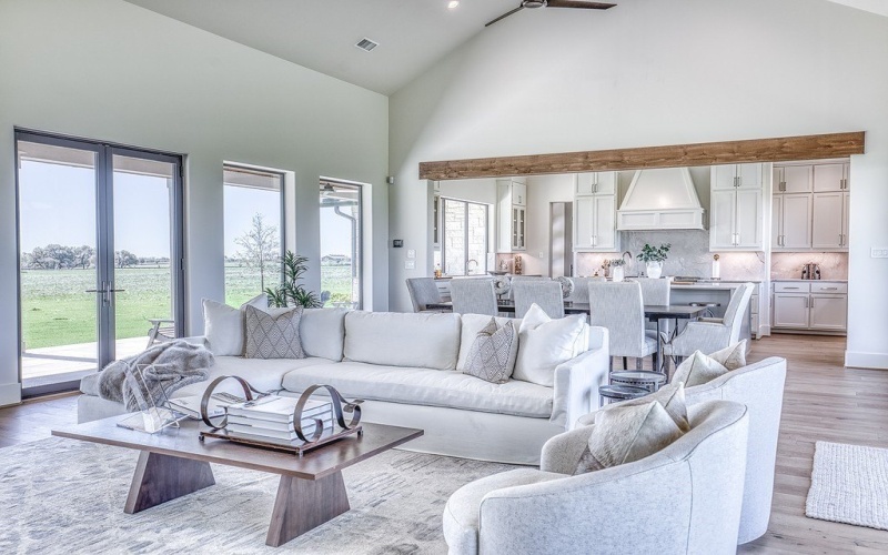 4961 Hartfield Road, Round Top, TX 78954, 4 Habitaciones Habitaciones , ,5 BañosBaños,Granja,En Venta,4961 Hartfield Road,0,155406