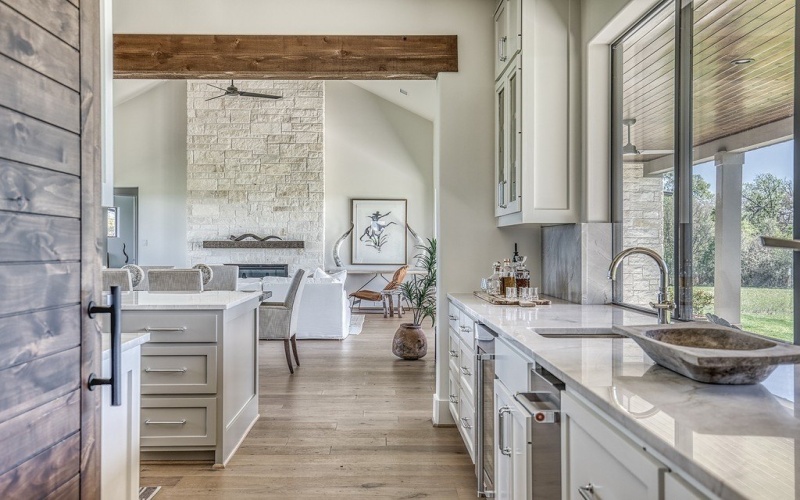 4961 Hartfield Road, Round Top, TX 78954, 4 Habitaciones Habitaciones , ,5 BañosBaños,Granja,En Venta,4961 Hartfield Road,0,155406