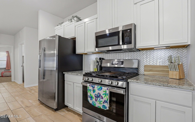 51117 SAND VERBENA Avenue, El Paso, TX 79934, 4 Bedrooms Bedrooms, ,3 BathroomsBathrooms,Residential,For Sale,51117 SAND VERBENA Avenue,0,940205