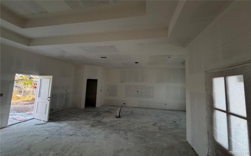 2113 Cortez Avenue, McAllen, TX 78503, 3 Habitaciones Habitaciones , ,2 BañosBaños,Residential,En Venta,2113 Cortez Avenue,0,498190