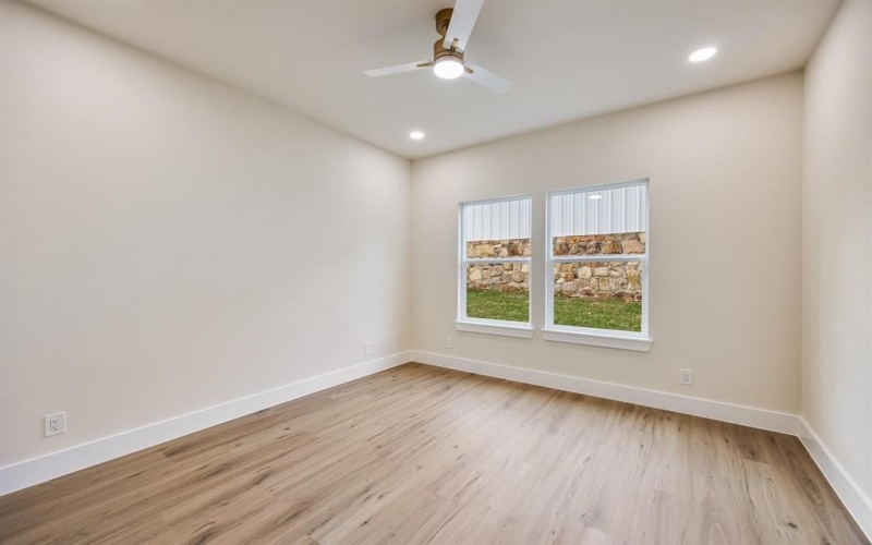 1503 Doyle Avenue, Dallas, TX 75203, 5 Habitaciones Habitaciones , ,5 BañosBaños,Residential,En Venta,1503 Doyle Avenue,0,21167463