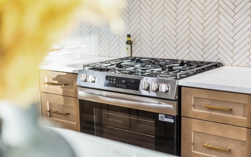 1503 Doyle Avenue, Dallas, TX 75203, 5 Habitaciones Habitaciones , ,5 BañosBaños,Residential,En Venta,1503 Doyle Avenue,0,21167463