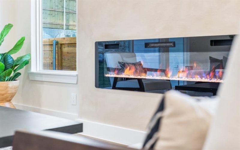 1503 Doyle Avenue, Dallas, TX 75203, 5 Habitaciones Habitaciones , ,5 BañosBaños,Residential,En Venta,1503 Doyle Avenue,0,21167463