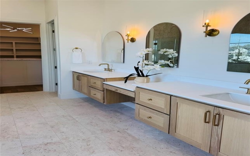 145 Sawgrass Drive, Heath, TX 75032, 4 Habitaciones Habitaciones , ,5 BañosBaños,Residential,En Venta,145 Sawgrass Drive,0,21178231