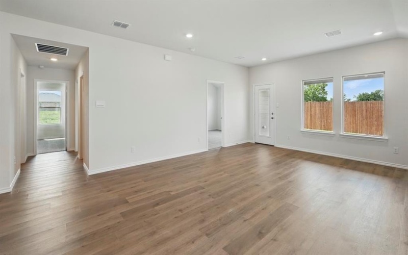 2040 Bobby Ashcraft Drive, Lindale, TX 75771, 4 Bedrooms Bedrooms, ,2 BathroomsBathrooms,Residential,For Sale,2040 Bobby Ashcraft Drive,0,21207678