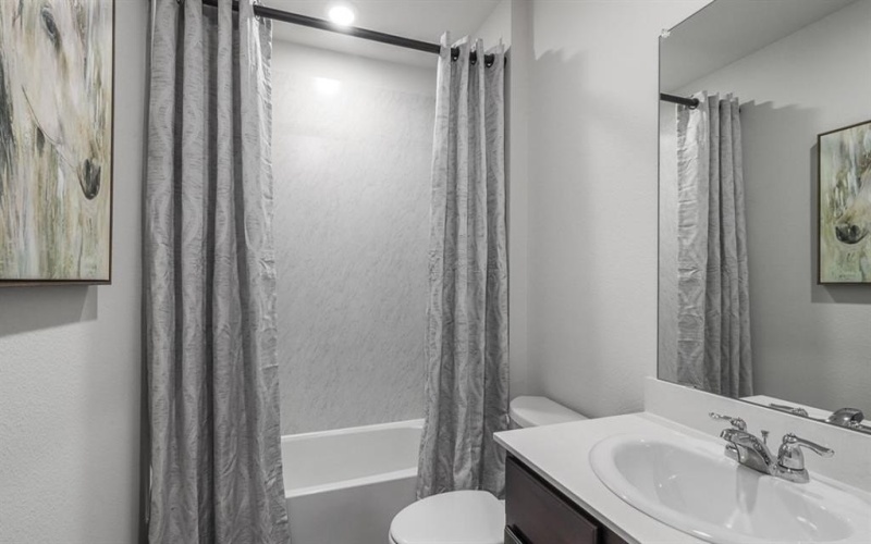 6013 Freedom Drive, Lindale, TX 75771, 4 Bedrooms Bedrooms, ,2 BathroomsBathrooms,Residential,For Sale,6013 Freedom Drive,0,21207703