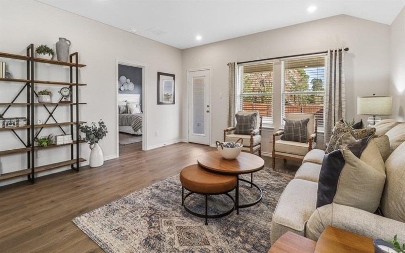 6013 Freedom Drive, Lindale, TX 75771, 4 Bedrooms Bedrooms, ,2 BathroomsBathrooms,Residential,For Sale,6013 Freedom Drive,0,21207703