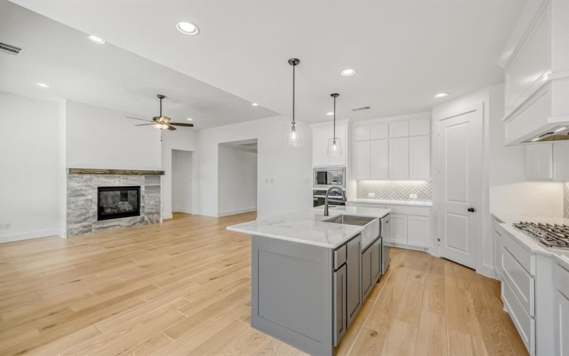 147 Derrett Lane, Rhome, TX 76078, 4 Bedrooms Bedrooms, ,3 BathroomsBathrooms,Residential,For Sale,147 Derrett Lane,0,21207882