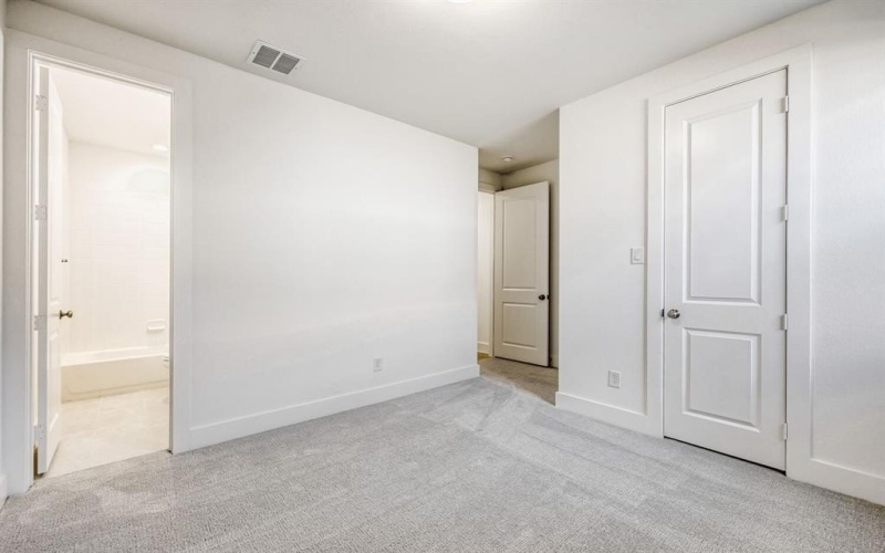 180 Buffalo Boulevard, Rhome, TX 76078, 4 Bedrooms Bedrooms, ,3 BathroomsBathrooms,Residential,For Sale,180 Buffalo Boulevard,0,21207908