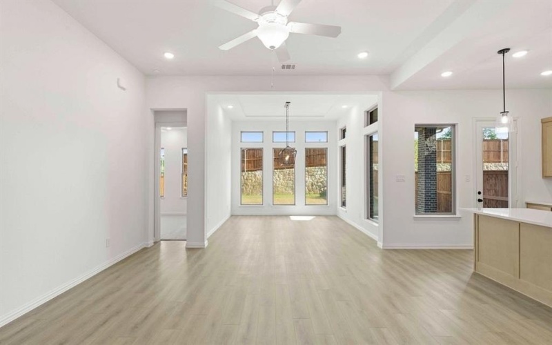 7112 Bergamot Drive, McKinney, TX 75071, 3 Habitaciones Habitaciones , ,2 BañosBaños,Residential,En Venta,7112 Bergamot Drive,0,21207915