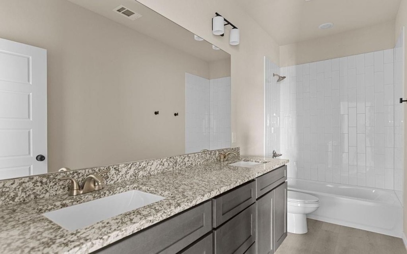 221 Marble Creek Drive, Fort Worth, TX 76131, 4 Bedrooms Bedrooms, ,2 BathroomsBathrooms,Residential,For Sale,221 Marble Creek Drive,0,21208127