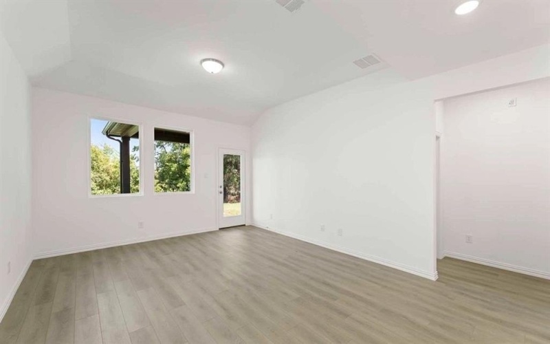 14166 Gallatin Street, Pilot Point, TX 76258, 4 Bedrooms Bedrooms, ,2 BathroomsBathrooms,Residential,For Sale,14166 Gallatin Street,0,21208140