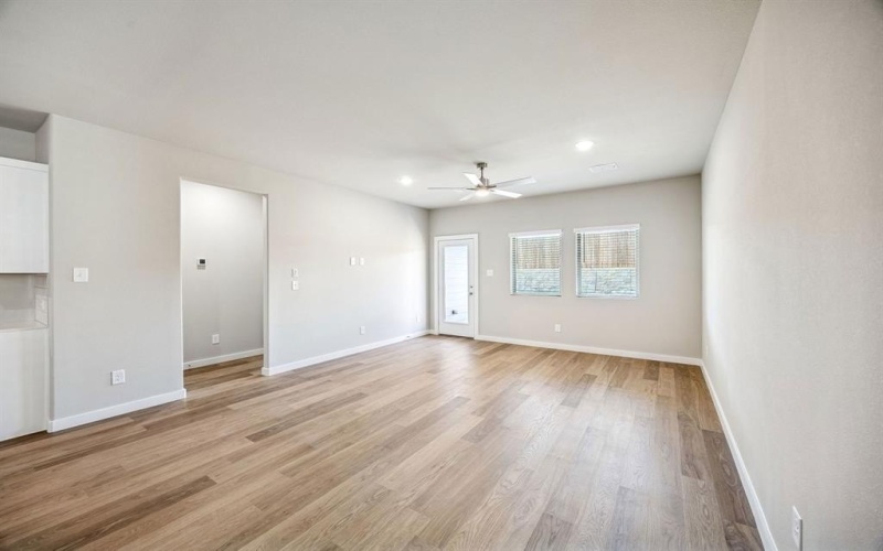 605 Green Grass Drive, McKinney, TX 75071, 4 Habitaciones Habitaciones , ,3 BañosBaños,Residential,En Venta,605 Green Grass Drive,0,21208254