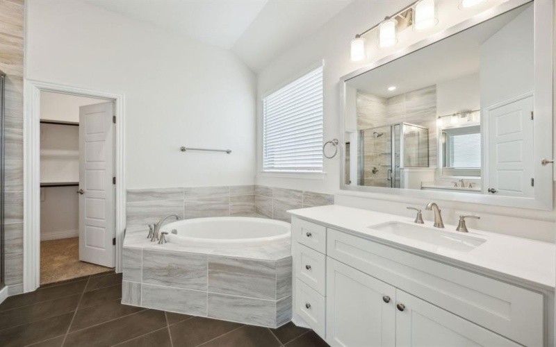 10304 Canna Lily Street, Fort Worth, TX 76036, 4 Bedrooms Bedrooms, ,3 BathroomsBathrooms,Residential,For Sale,10304 Canna Lily Street,0,21208318