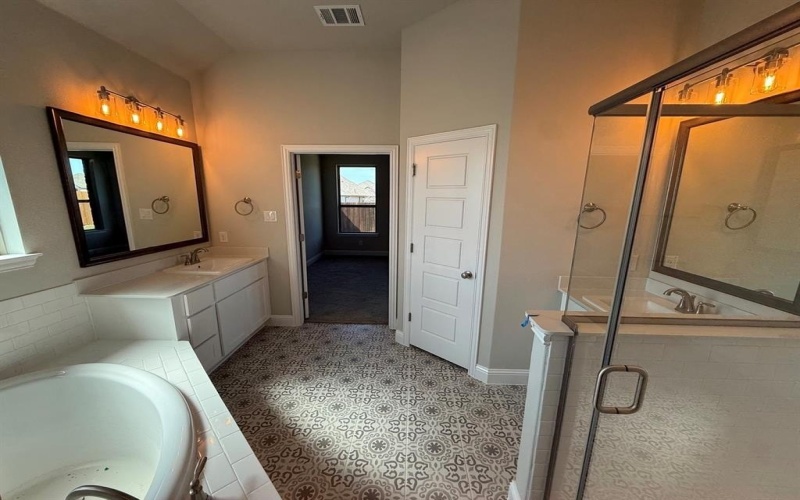 10304 Canna Lily Street, Fort Worth, TX 76036, 4 Bedrooms Bedrooms, ,3 BathroomsBathrooms,Residential,For Sale,10304 Canna Lily Street,0,21208318