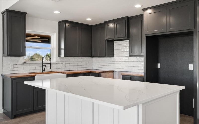 1053 Bluff Creek Drive, Strawn, TX 76475, 3 Habitaciones Habitaciones , ,2 BañosBaños,Residential,En Venta,1053 Bluff Creek Drive,0,21208325