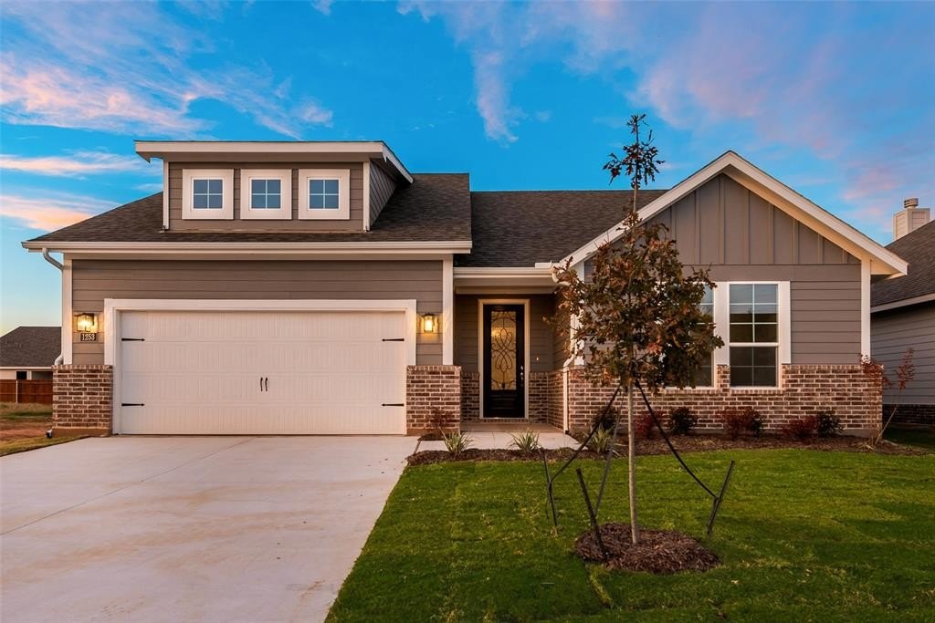 1253 Colca Drive, Springtown, TX 76082, 3 Bedrooms Bedrooms, ,2 BathroomsBathrooms,Residential,For Sale,1253 Colca Drive,20713862