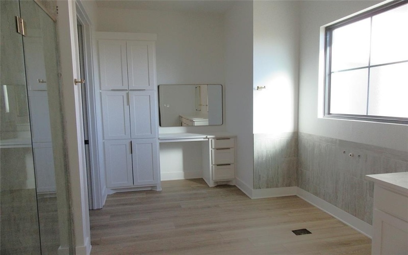 611 Willow Moon Ranch Road, Crawford, TX 76638, 4 Bedrooms Bedrooms, ,3 BathroomsBathrooms,Residential,For Sale,611 Willow Moon Ranch Road,0,21194810