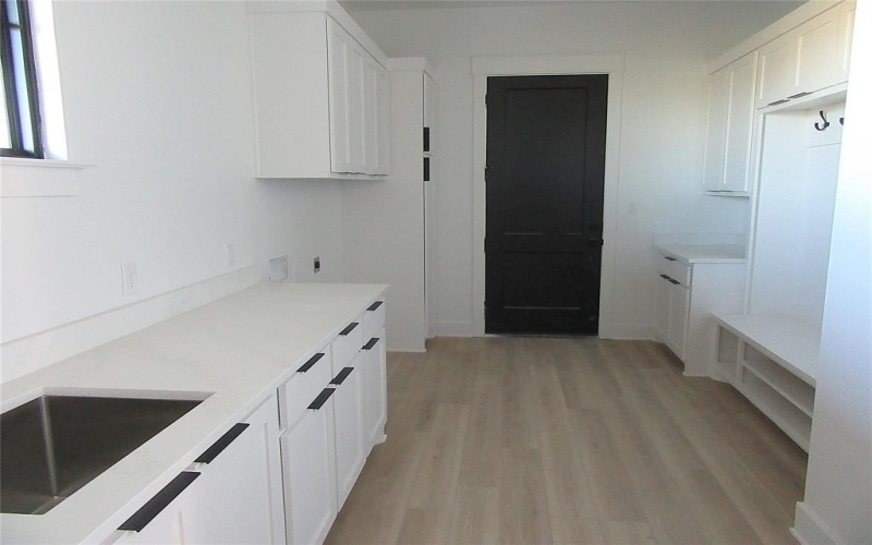 611 Willow Moon Ranch Road, Crawford, TX 76638, 4 Bedrooms Bedrooms, ,3 BathroomsBathrooms,Residential,For Sale,611 Willow Moon Ranch Road,0,21194810