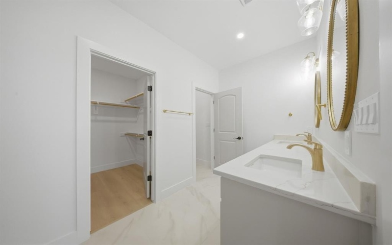 721 High School Drive, Seagoville, TX 75159, 4 Bedrooms Bedrooms, ,2 BathroomsBathrooms,Residential,For Sale,721 High School Drive,0,21197393