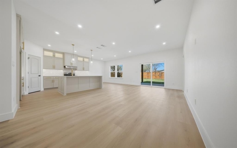 721 High School Drive, Seagoville, TX 75159, 4 Bedrooms Bedrooms, ,2 BathroomsBathrooms,Residential,For Sale,721 High School Drive,0,21197393