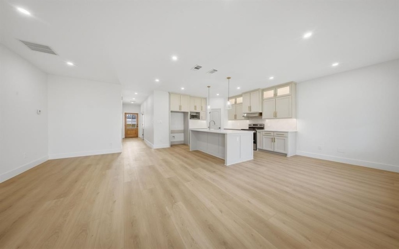 721 High School Drive, Seagoville, TX 75159, 4 Bedrooms Bedrooms, ,2 BathroomsBathrooms,Residential,For Sale,721 High School Drive,0,21197393