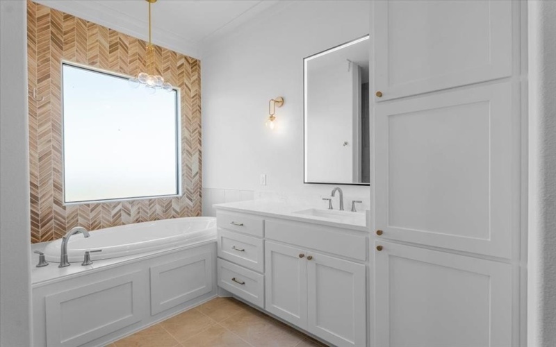 12721 W 4, Godley, TX 76044, 4 Bedrooms Bedrooms, ,3 BathroomsBathrooms,Residential,For Sale,12721 W 4,0,21200888