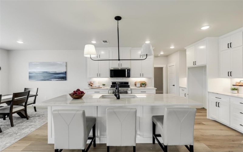 2610 Honor Court, Sherman, TX 75092, 3 Bedrooms Bedrooms, ,2 BathroomsBathrooms,Residential,For Sale,2610 Honor Court,0,21201616