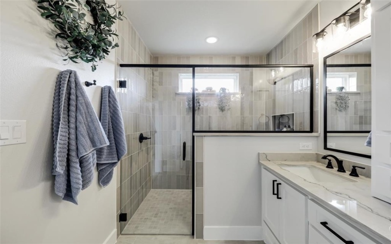 2610 Honor Court, Sherman, TX 75092, 3 Bedrooms Bedrooms, ,2 BathroomsBathrooms,Residential,For Sale,2610 Honor Court,0,21201616