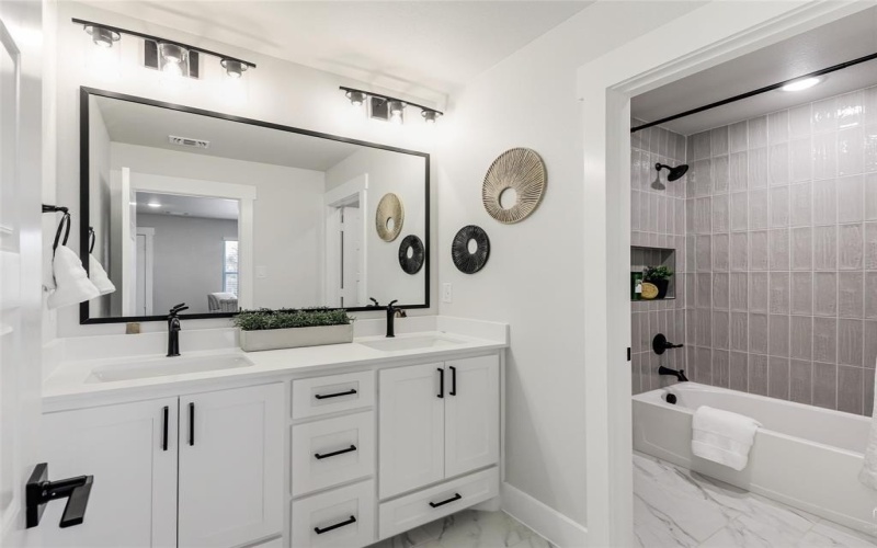 2610 Honor Court, Sherman, TX 75092, 3 Bedrooms Bedrooms, ,2 BathroomsBathrooms,Residential,For Sale,2610 Honor Court,0,21201616