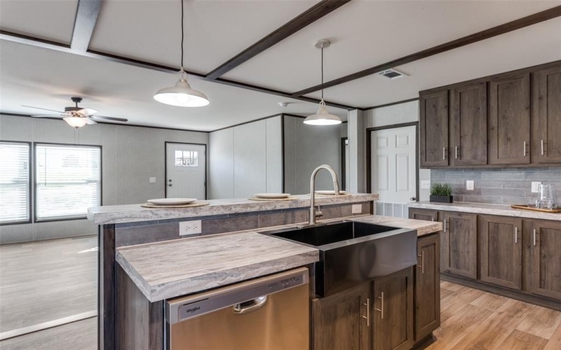 175 Cedar Drive, Azle, TX 76020, 3 Habitaciones Habitaciones , ,2 BañosBaños,Residential,En Venta,175 Cedar Drive,0,21202180