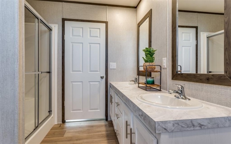 175 Cedar Drive, Azle, TX 76020, 3 Habitaciones Habitaciones , ,2 BañosBaños,Residential,En Venta,175 Cedar Drive,0,21202180