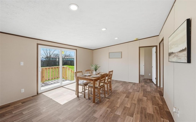 2504 Willow Oak Lane, Burleson, TX 76028, 4 Habitaciones Habitaciones , ,2 BañosBaños,Residential,En Venta,2504 Willow Oak Lane,0,21203921