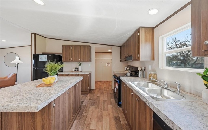 2504 Willow Oak Lane, Burleson, TX 76028, 4 Habitaciones Habitaciones , ,2 BañosBaños,Residential,En Venta,2504 Willow Oak Lane,0,21203921