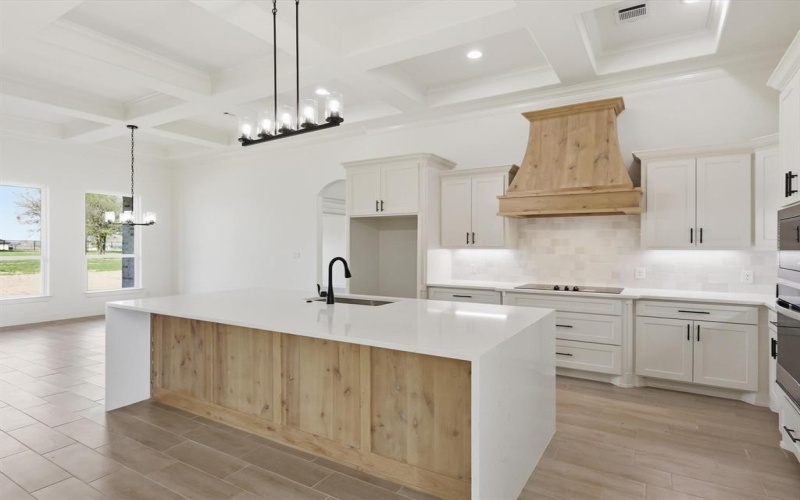 2009 Downslope Lane, Weatherford, TX 76087, 4 Bedrooms Bedrooms, ,3 BathroomsBathrooms,Residential,For Sale,2009 Downslope Lane,0,21204043