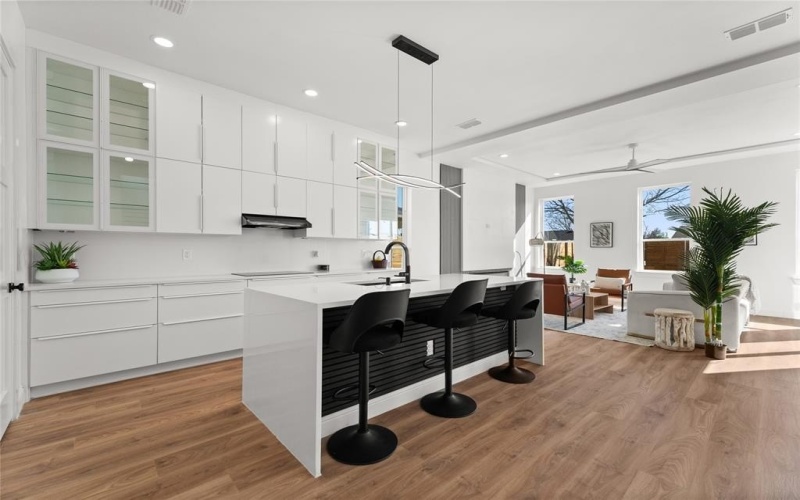 5204 Gibson Drive, The Colony, TX 75056, 4 Habitaciones Habitaciones , ,5 BañosBaños,Residential,En Venta,5204 Gibson Drive,0,21204515