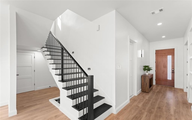 5204 Gibson Drive, The Colony, TX 75056, 4 Habitaciones Habitaciones , ,5 BañosBaños,Residential,En Venta,5204 Gibson Drive,0,21204515