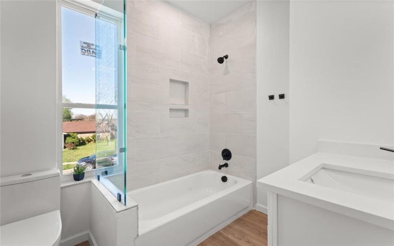 5204 Gibson Drive, The Colony, TX 75056, 4 Habitaciones Habitaciones , ,5 BañosBaños,Residential,En Venta,5204 Gibson Drive,0,21204515